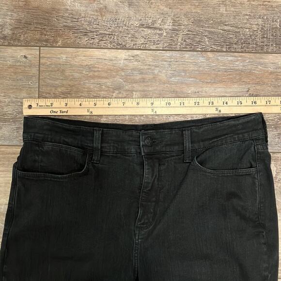 NYDJ Lift Tuck Black Marilyn Straight Embellished  Jeans Size 12 - Picture 8 of 11